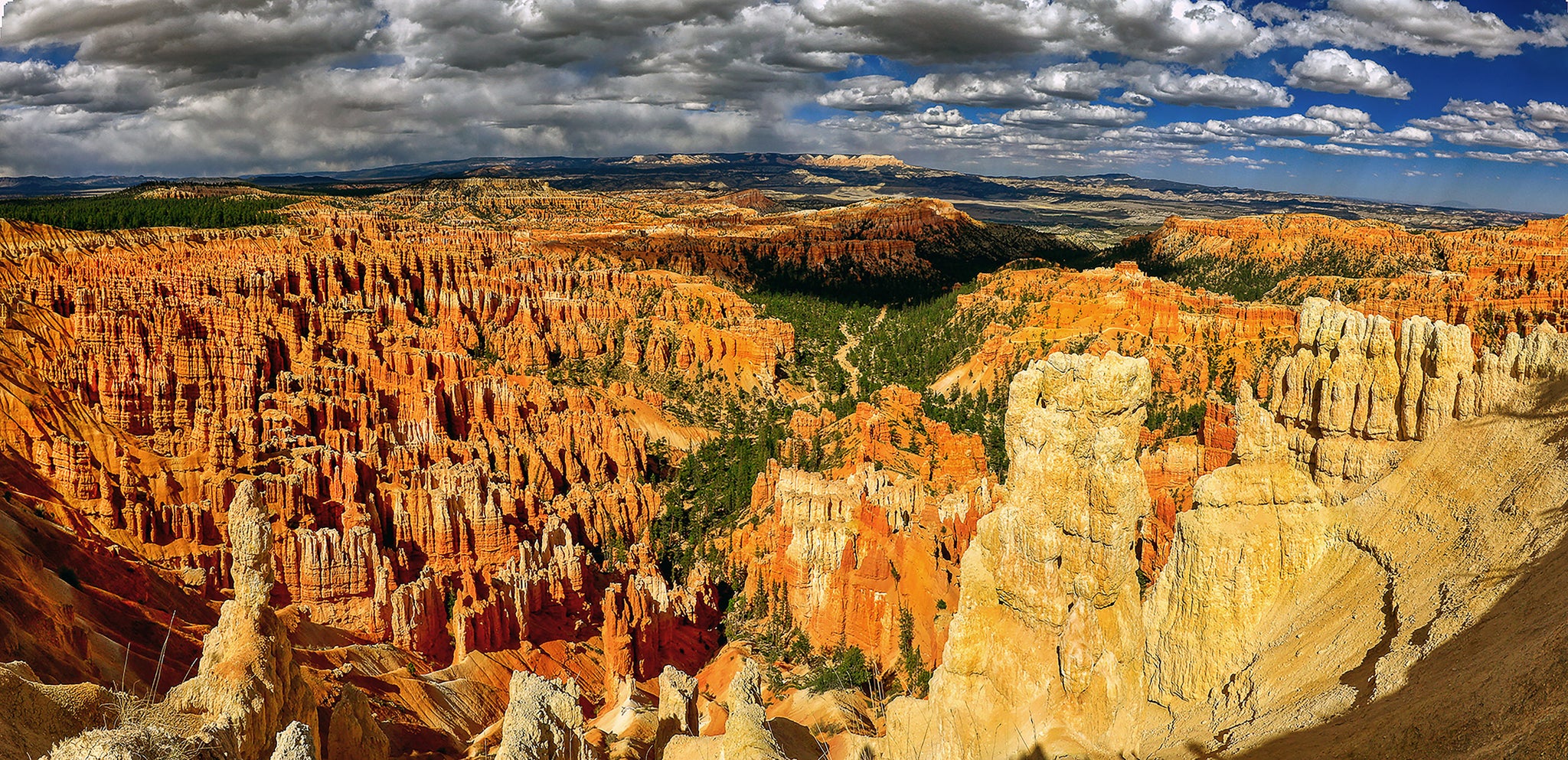 Bryce Canyon Panorama — Utah’s Painted Canyon in Epic Detail